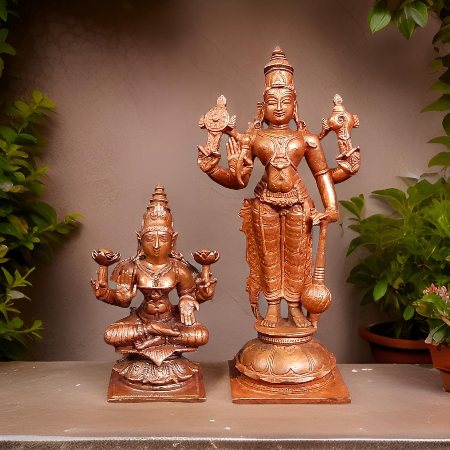 Brown Copper Idols Of God Srinivasa Perumal With Mahalakshmi, 6 Inches, 1 Kg, Patina Antique Finish, Pack Of 2 Piece