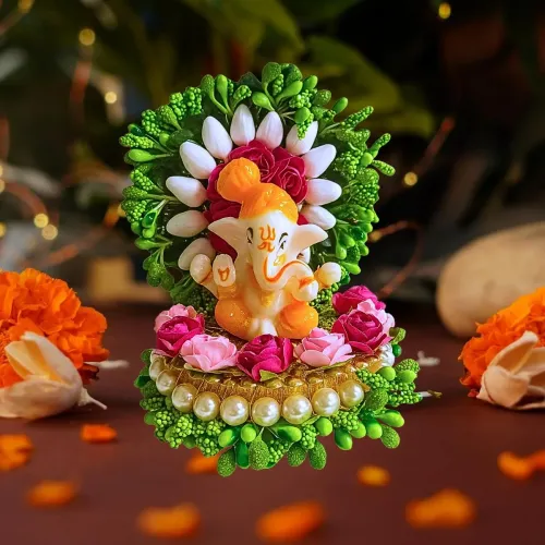 Lord Ganesha Idol with Green Floral Arch and Mogra Rose Pearl Plate
