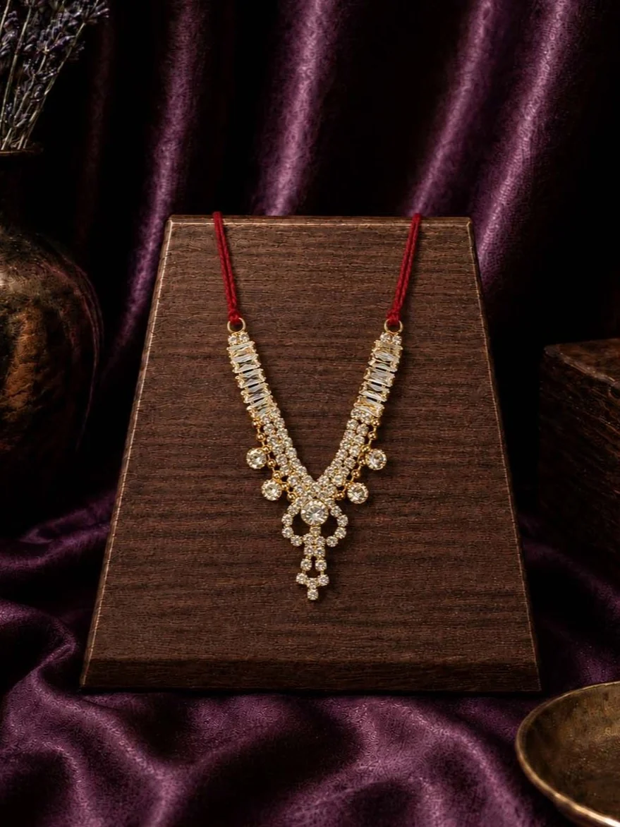 Premratna White Mala For Kanha Ji product image