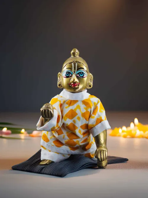 Kesar Chamak Kanha Ji ka NightSuiit