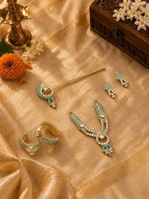 Alankrita Ratna Light Blue 4 Pc Shringar Set for Kanha Ji