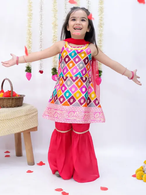 Girls Sitara Printed Kurti Sharara With Dupatta Set – Red