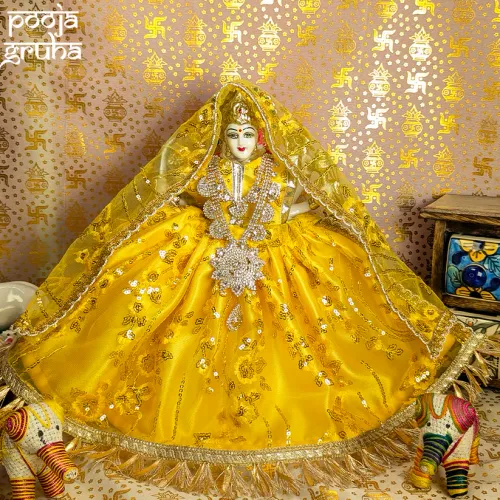Peetambara Mata Rani Lehenga Set