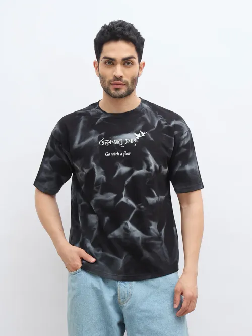 Black Spray Print Oversized T-Shirt – "अनुगच्छतु प्रवाहं" | Go with the Flow