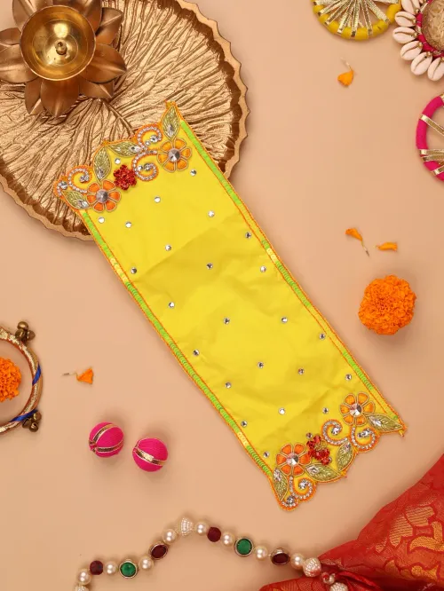 Pushp Mala Yellow Odhni ( Size - 4x11 inch )