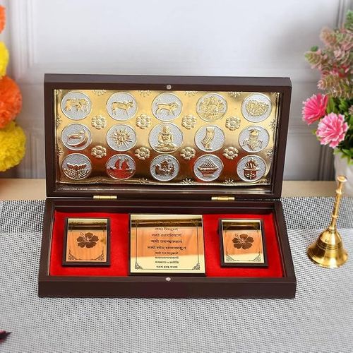 JAIPUR ACE Jai Jinendra Mahavir Swami Ji Jain Gold Plated Charan Paduka Yantra for Health, Wealth.